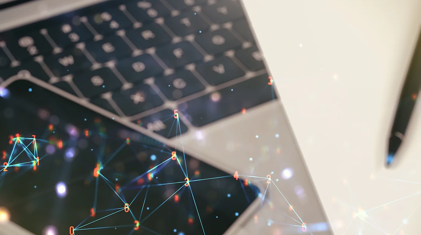 Embedding-Cluster-Analyse mit KI fuer Themen